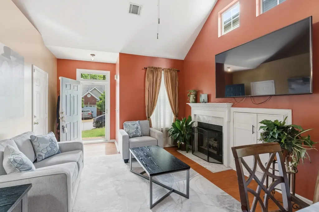 14 Fawn Creek Pass Nashville TN 37214