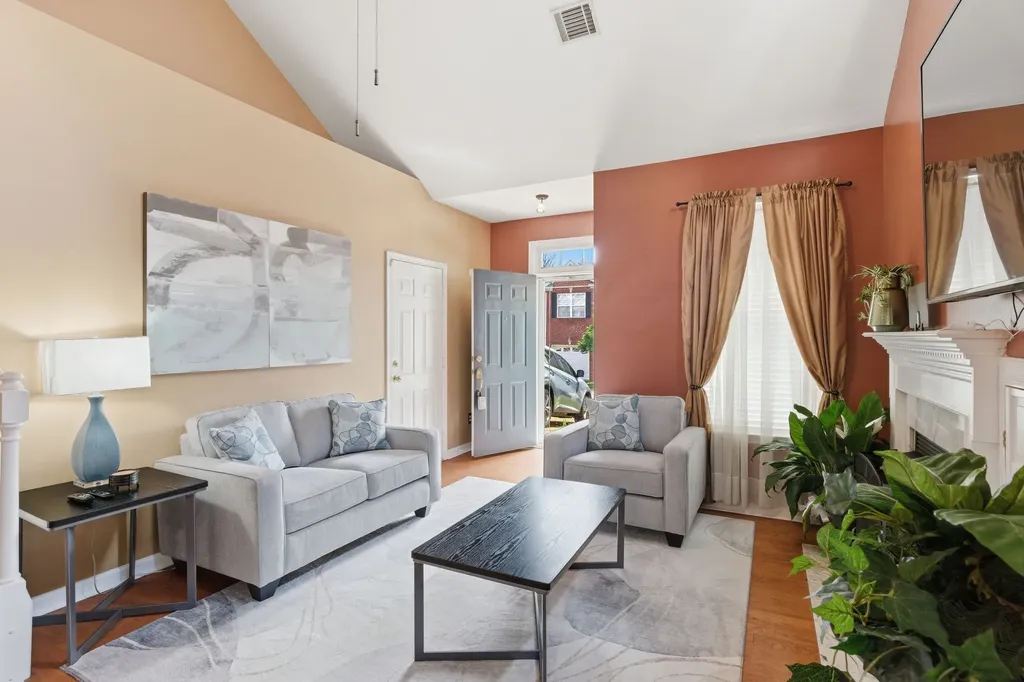 14 Fawn Creek Pass Nashville TN 37214