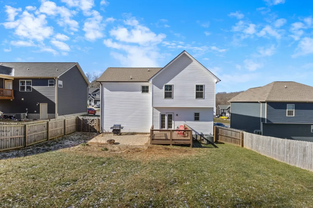 1381 Sussex Drive Clarksville TN 37042