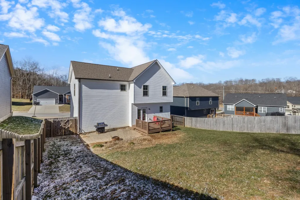 1381 Sussex Drive Clarksville TN 37042