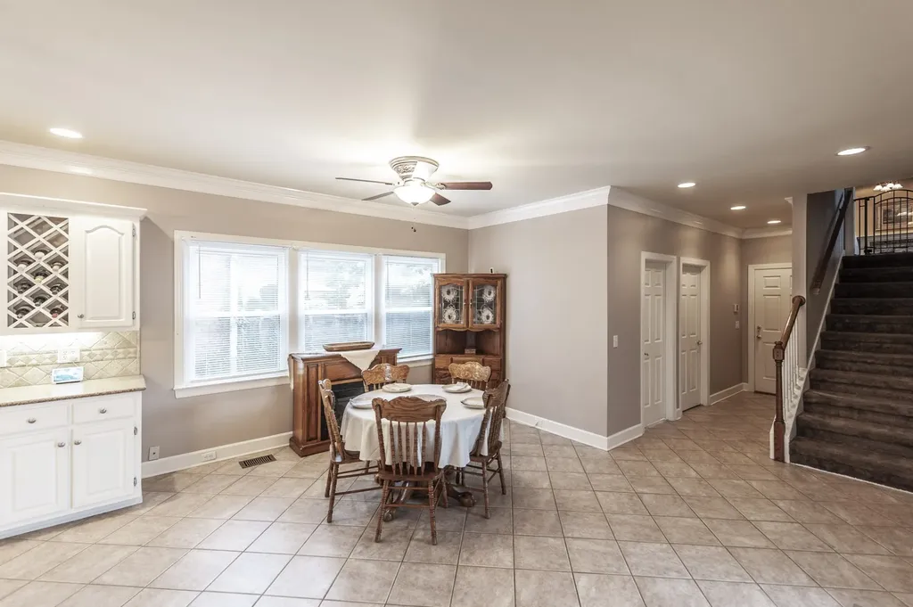 135 N Country Club Drive Hendersonville TN 37075