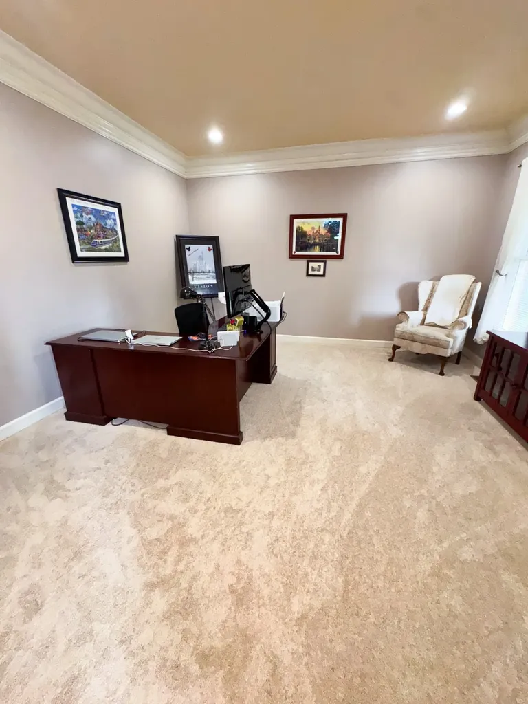 135 N Country Club Drive Hendersonville TN 37075