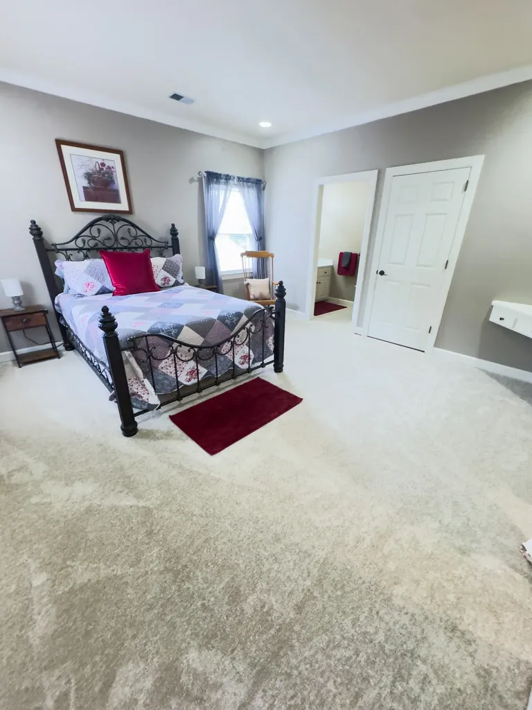 135 N Country Club Drive Hendersonville TN 37075