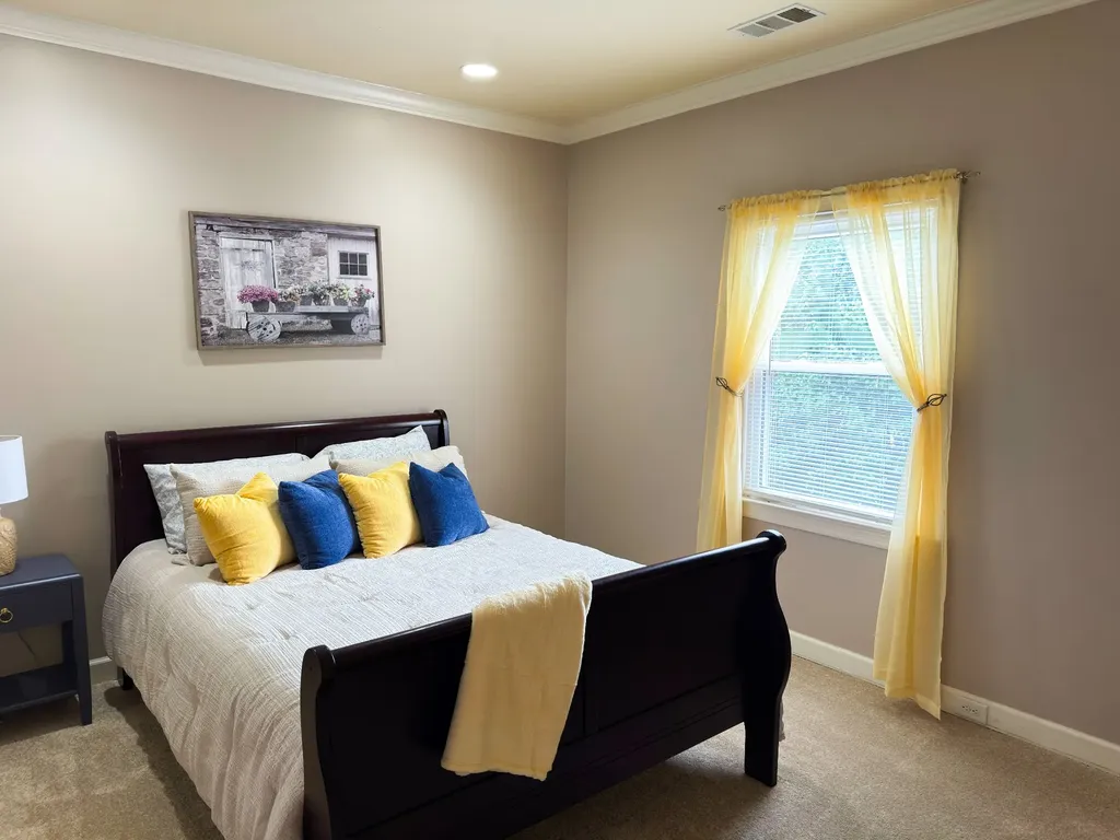 135 N Country Club Drive Hendersonville TN 37075