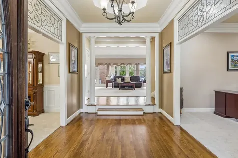 135 N Country Club Drive Hendersonville TN 37075