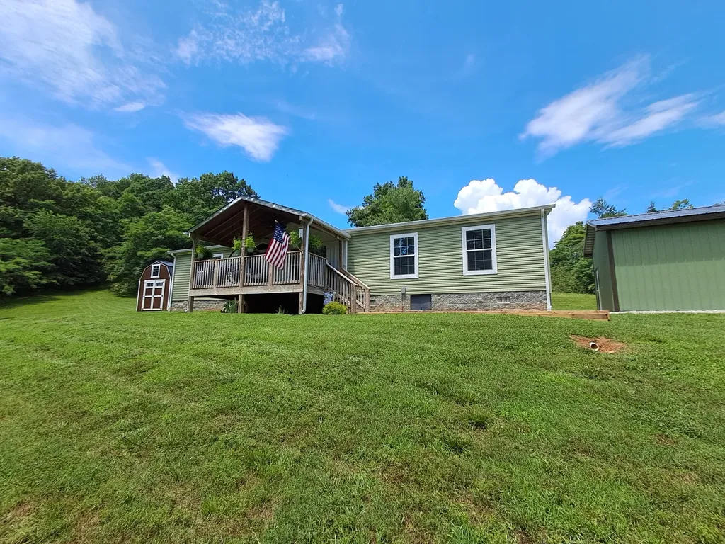 5525 Wiley Hollow Road Lynnville TN 38472