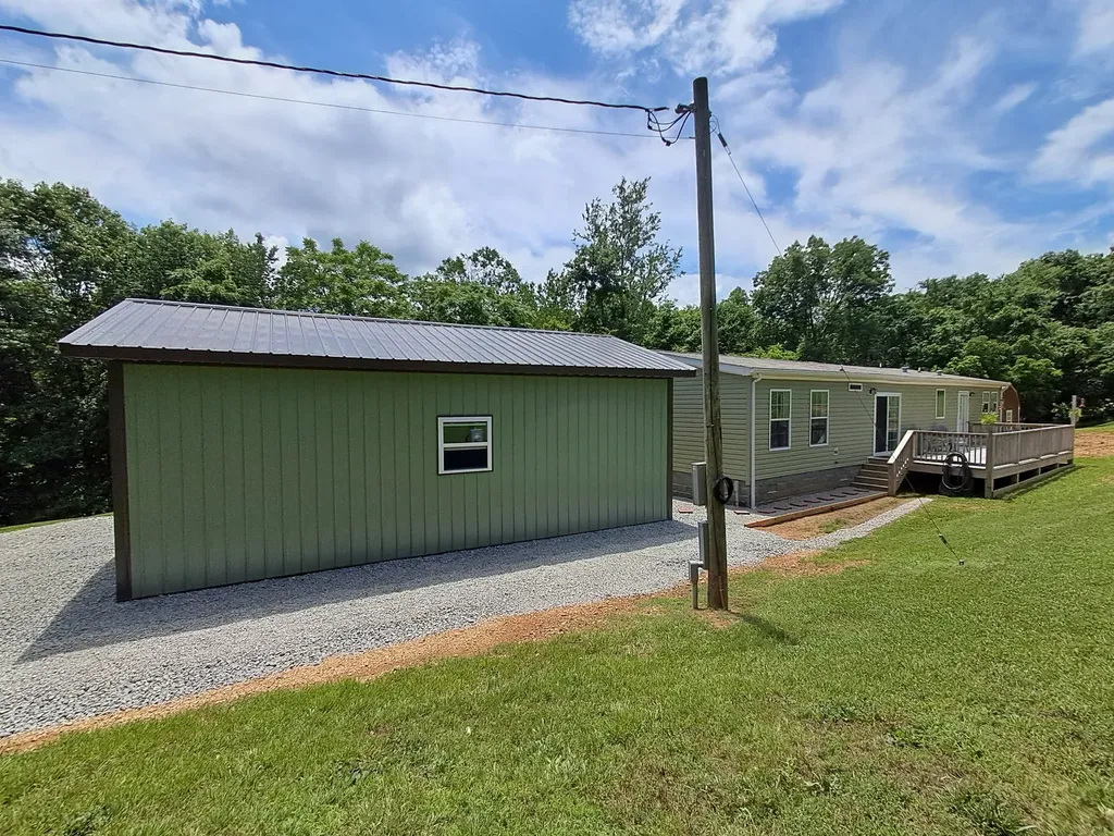 5525 Wiley Hollow Road Lynnville TN 38472