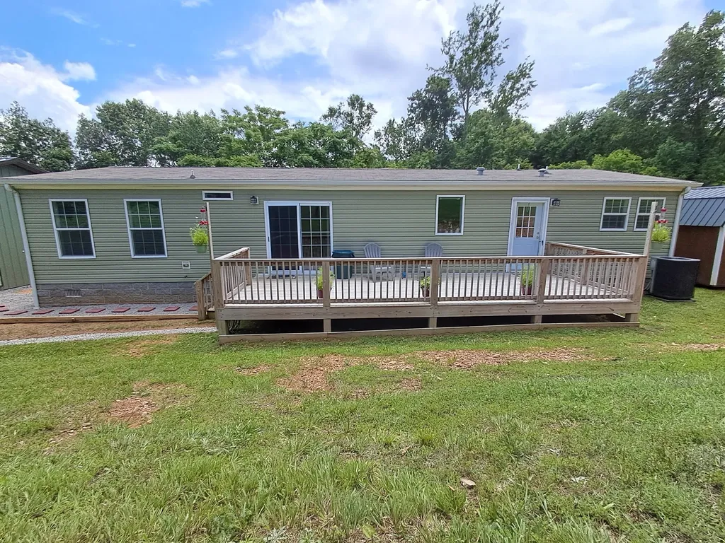 5525 Wiley Hollow Road Lynnville TN 38472