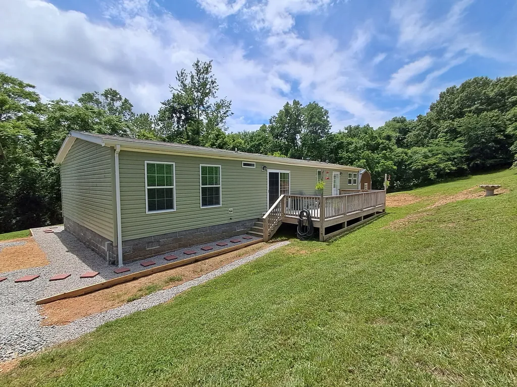 5525 Wiley Hollow Road Lynnville TN 38472