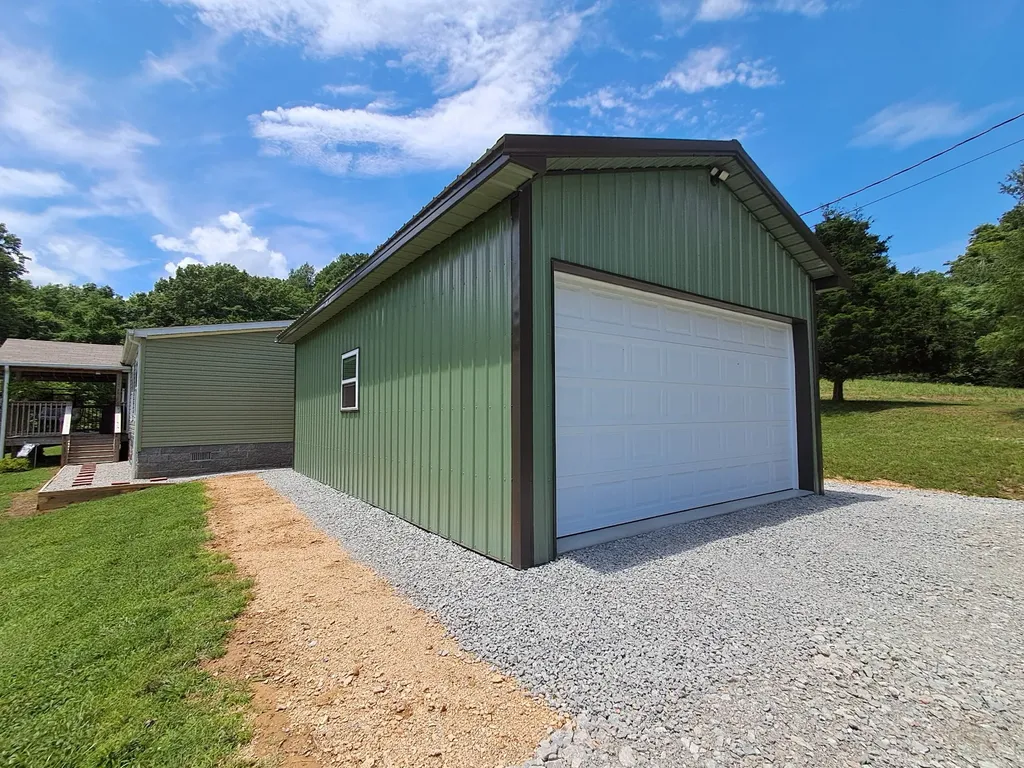 5525 Wiley Hollow Road Lynnville TN 38472