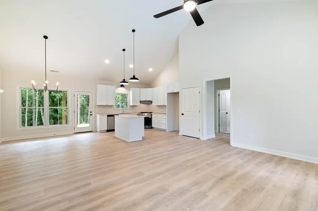 293 Peavine Way Rock Spring GA 30739