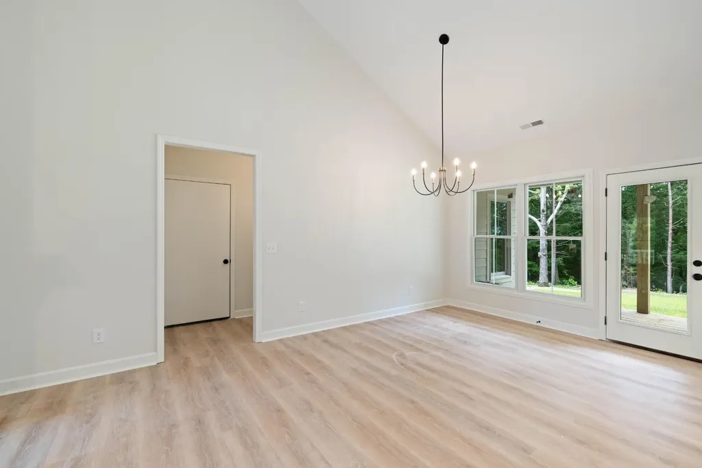 293 Peavine Way Rock Spring GA 30739