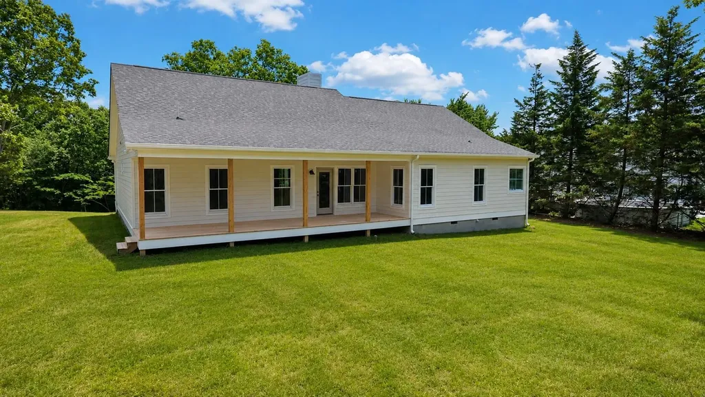 293 Peavine Way Rock Spring GA 30739