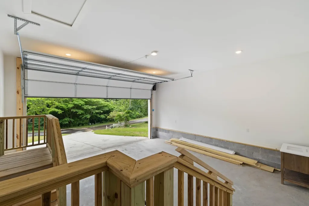 293 Peavine Way Rock Spring GA 30739