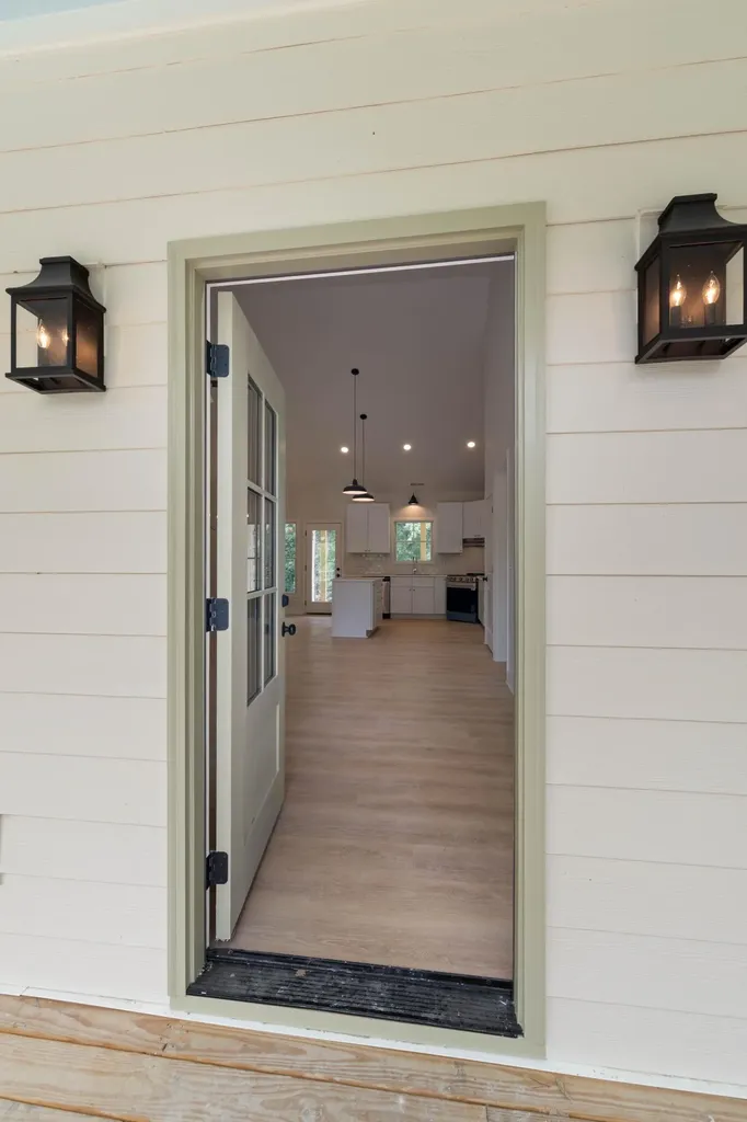 293 Peavine Way Rock Spring GA 30739