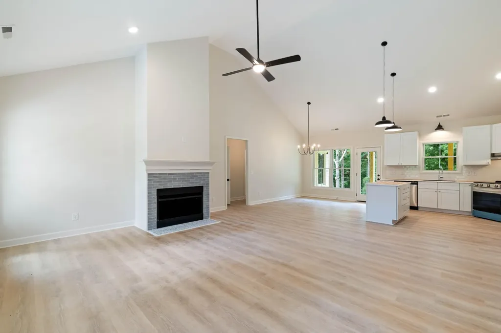 293 Peavine Way Rock Spring GA 30739