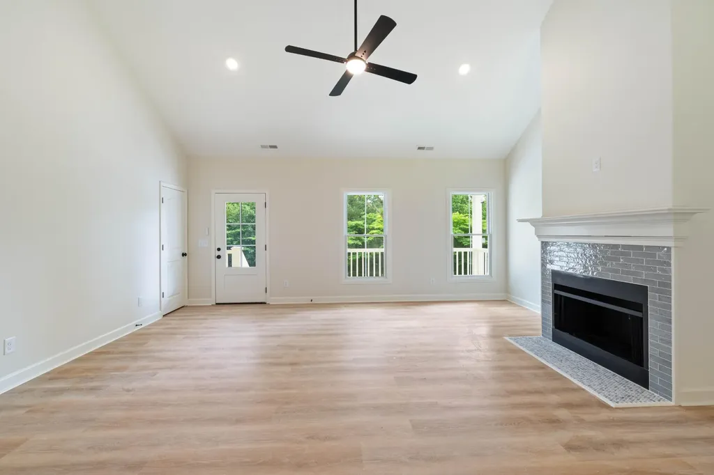 293 Peavine Way Rock Spring GA 30739