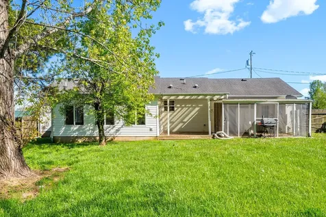 239 Golden Pond Avenue Oak Grove KY 42262