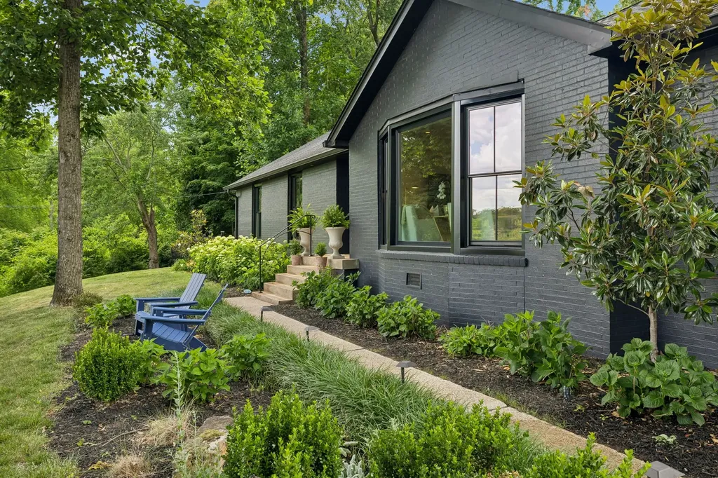 4633 Tara Drive Nashville TN 37215