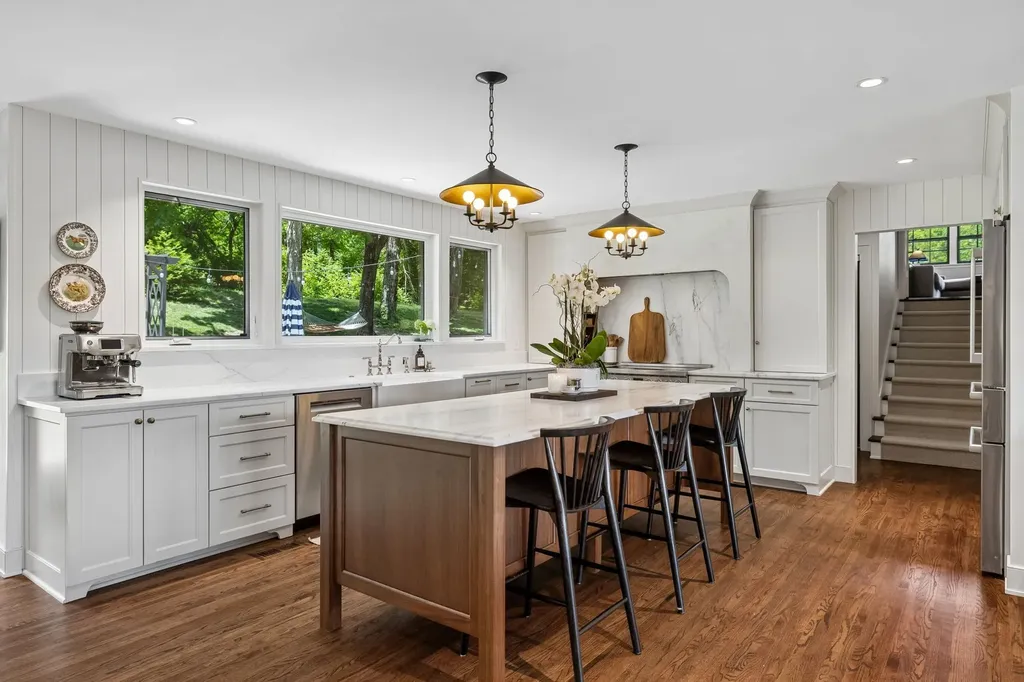 4633 Tara Drive Nashville TN 37215