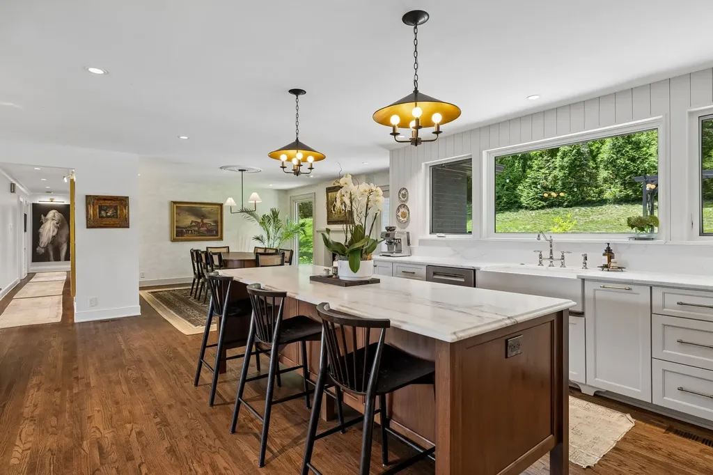 4633 Tara Drive Nashville TN 37215