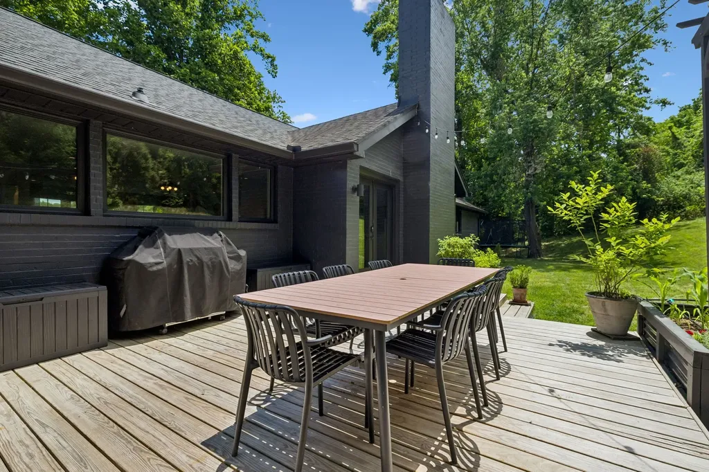 4633 Tara Drive Nashville TN 37215