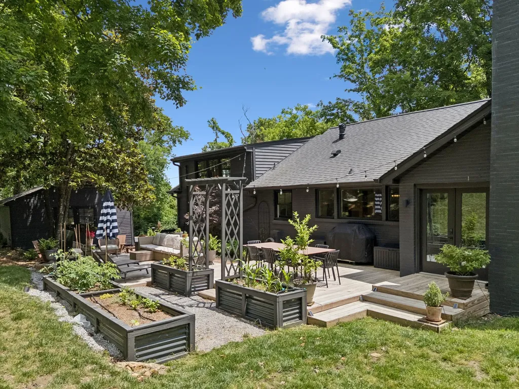 4633 Tara Drive Nashville TN 37215