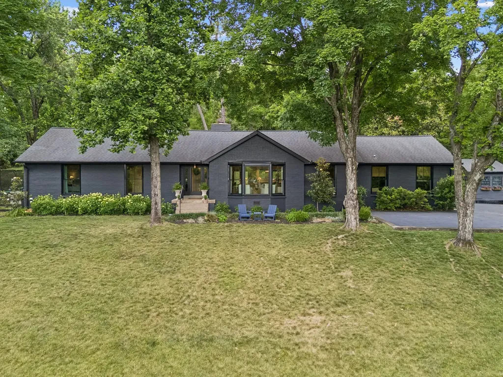 4633 Tara Drive Nashville TN 37215