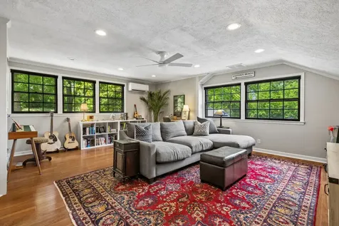 4633 Tara Drive Nashville TN 37215