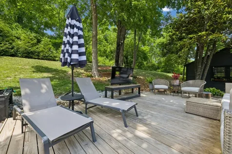 4633 Tara Drive Nashville TN 37215