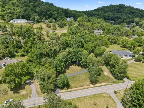 4633 Tara Drive Nashville TN 37215