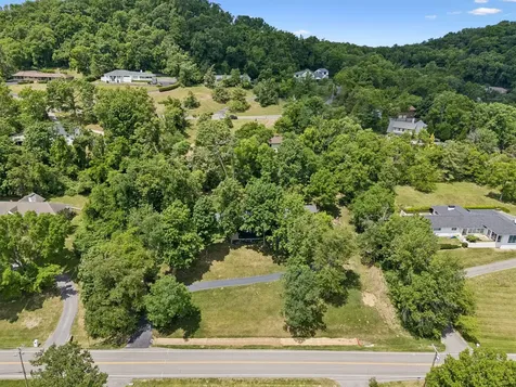 4633 Tara Drive Nashville TN 37215