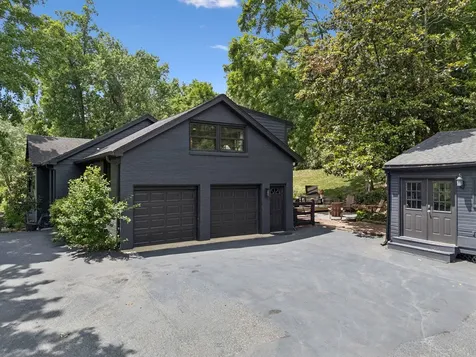 4633 Tara Drive Nashville TN 37215