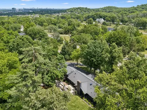 4633 Tara Drive Nashville TN 37215