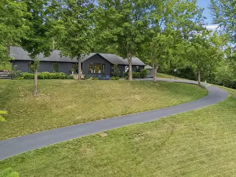 4633 Tara Drive Nashville TN 37215
