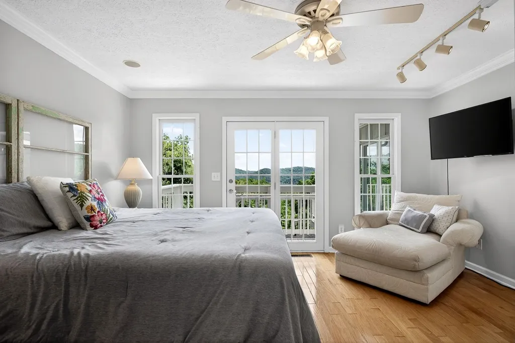1038 Lakeside Drive Smithville TN 37166