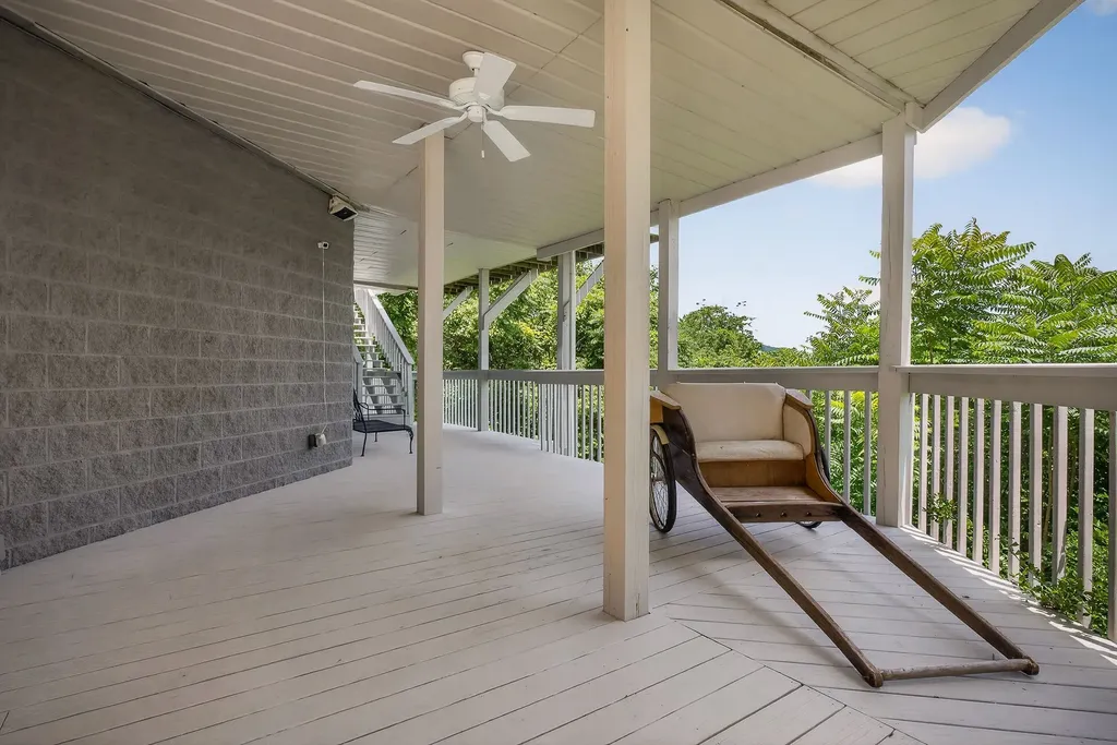1038 Lakeside Drive Smithville TN 37166