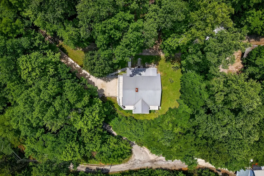 1038 Lakeside Drive Smithville TN 37166