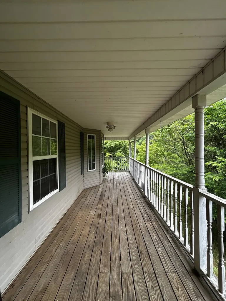 98 Hackett Valley Road Hickman TN 38567