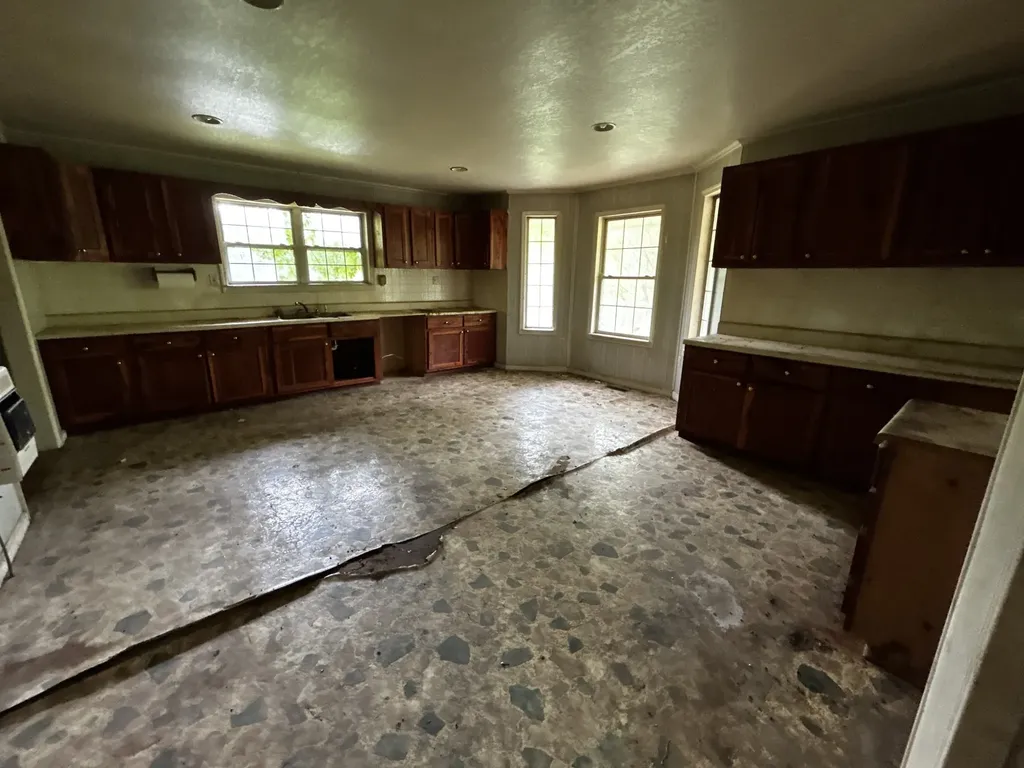 98 Hackett Valley Road Hickman TN 38567
