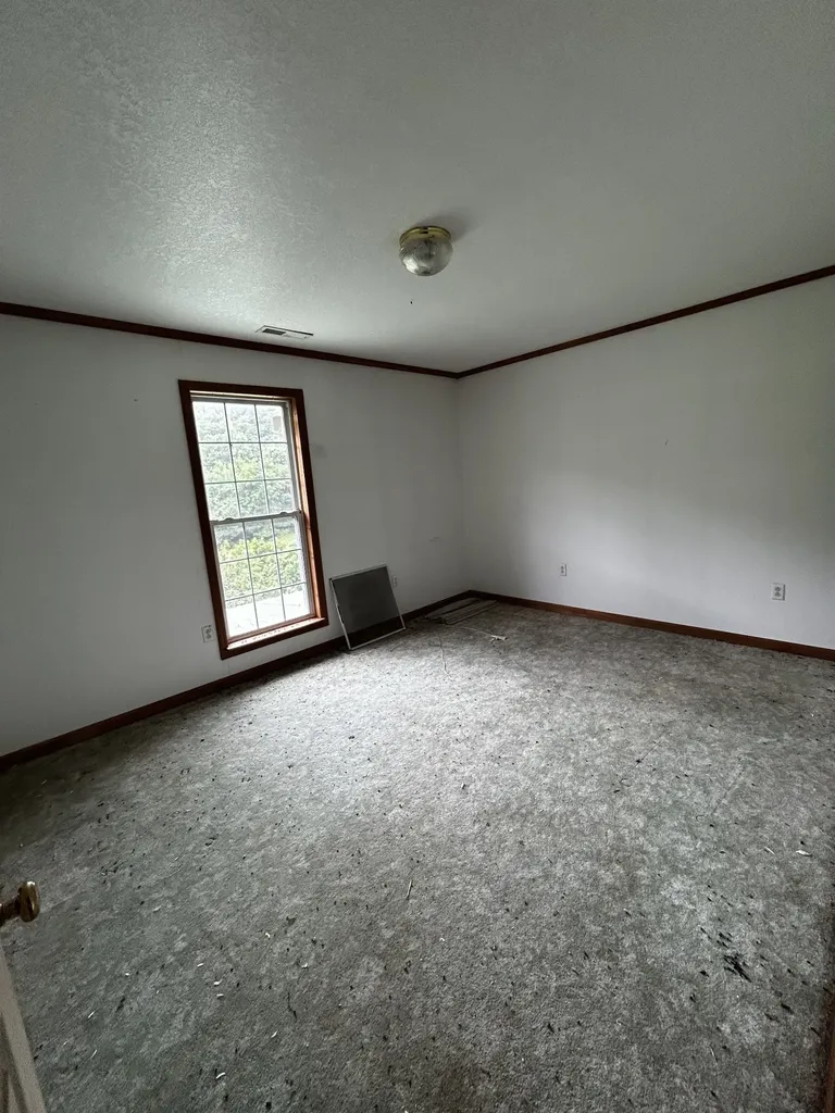 98 Hackett Valley Road Hickman TN 38567