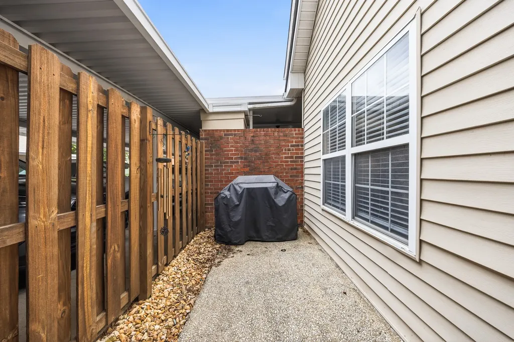 11 Leftwich Court Lebanon TN 37087