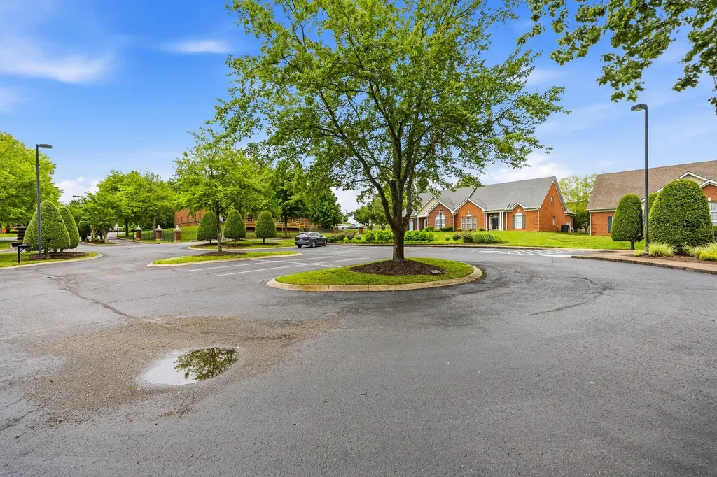 11 Leftwich Court Lebanon TN 37087