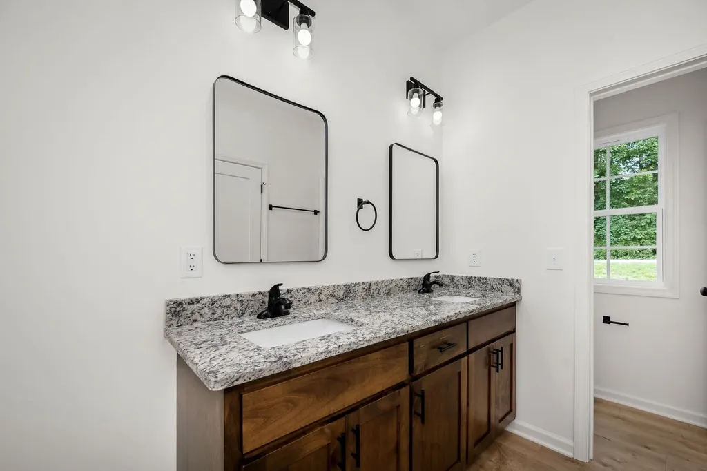 320 Underhill Road Mcminnville TN 37110