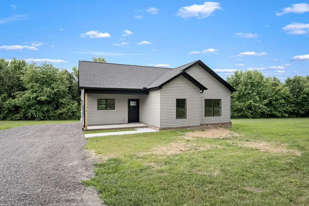 320 Underhill Road Mcminnville TN 37110