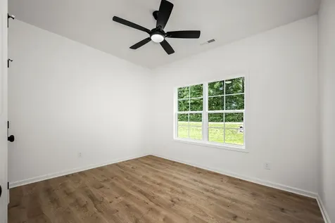 320 Underhill Road Mcminnville TN 37110