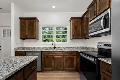 320 Underhill Road Mcminnville TN 37110