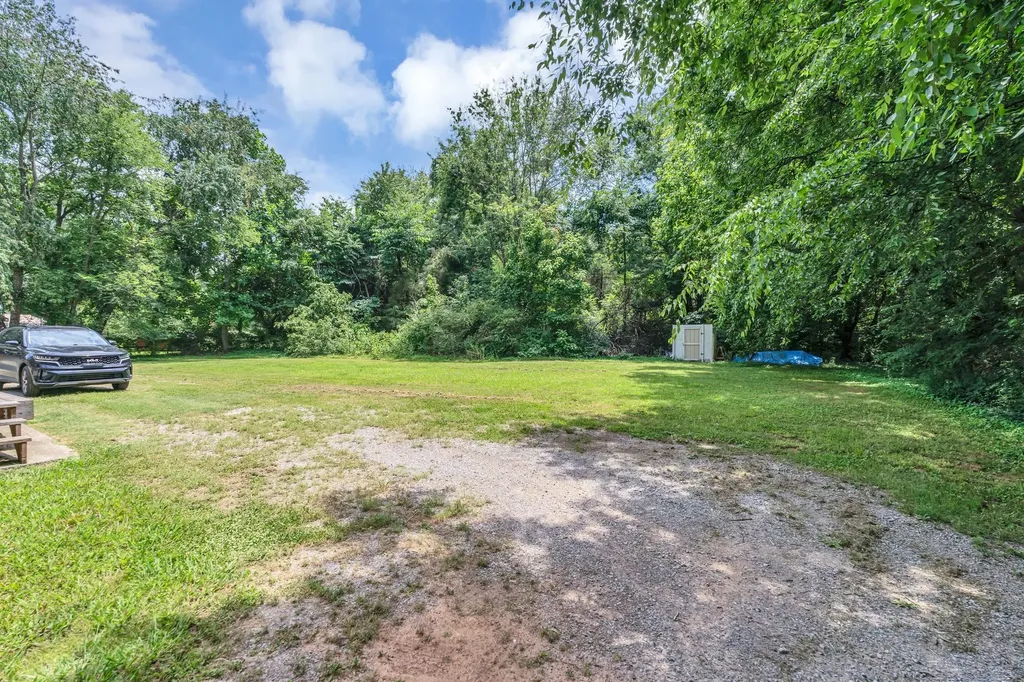 6030 Sedgeridge Avenue Murfreesboro TN 37129