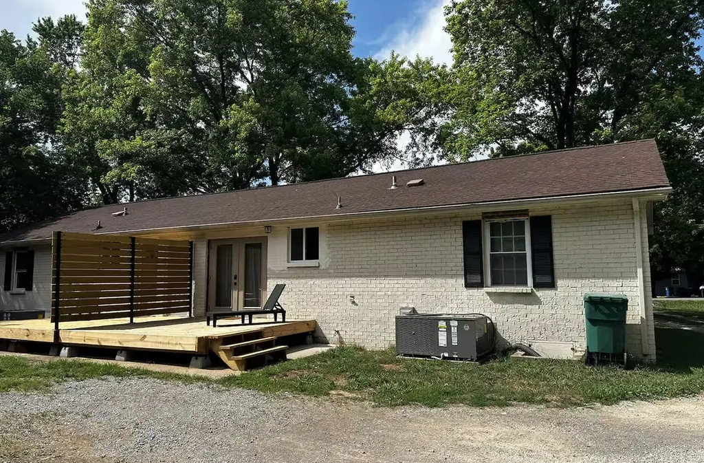 6030 Sedgeridge Avenue Murfreesboro TN 37129
