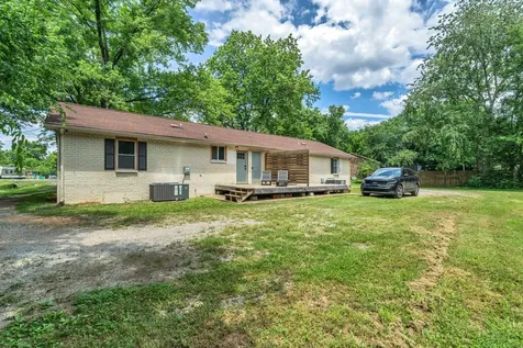 6030 Sedgeridge Avenue Murfreesboro TN 37129